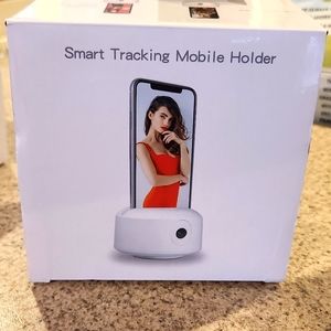 Smart Tracking Mobile Holder